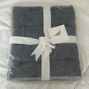 Elegant Charcoal Quilt by [Brand]